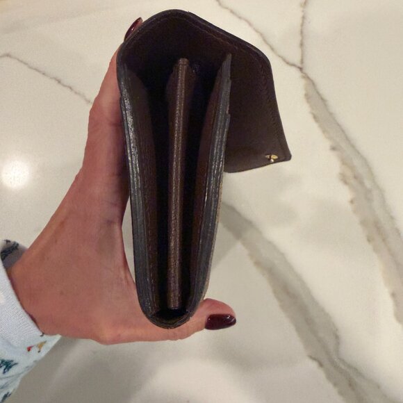 Louis Vuitton "Sarah" Wallet in Damier Ebene - Picture 12 of 14
